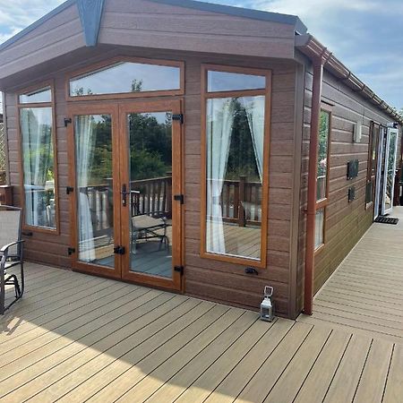 Fern Lodge With Hot Tub Stonham Aspall Екстер'єр фото