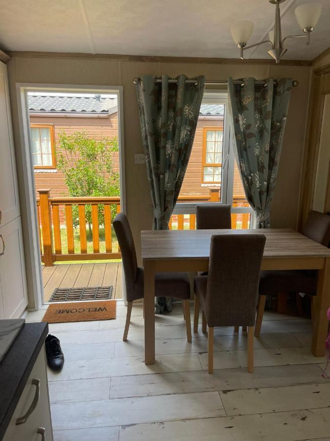 Fern Lodge With Hot Tub Stonham Aspall Екстер'єр фото