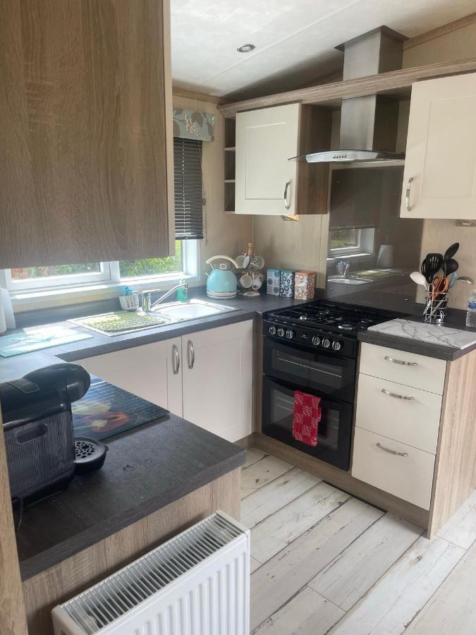 Fern Lodge With Hot Tub Stonham Aspall Екстер'єр фото