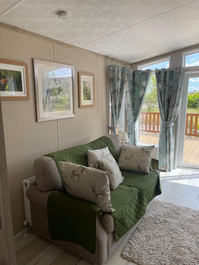 Fern Lodge With Hot Tub Stonham Aspall Екстер'єр фото